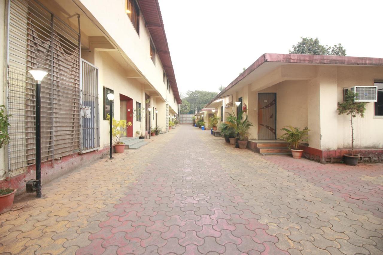 Hotel Nest Inn Residency Bhiwandi Exterior foto