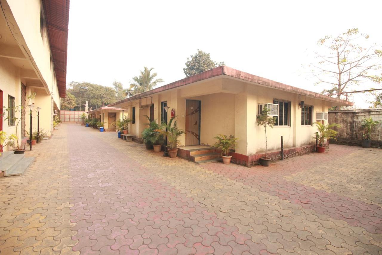 Hotel Nest Inn Residency Bhiwandi Exterior foto